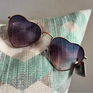 #18 Falls Creek Kids Heart-Shaped Sunglasses with Rose Gold Frame